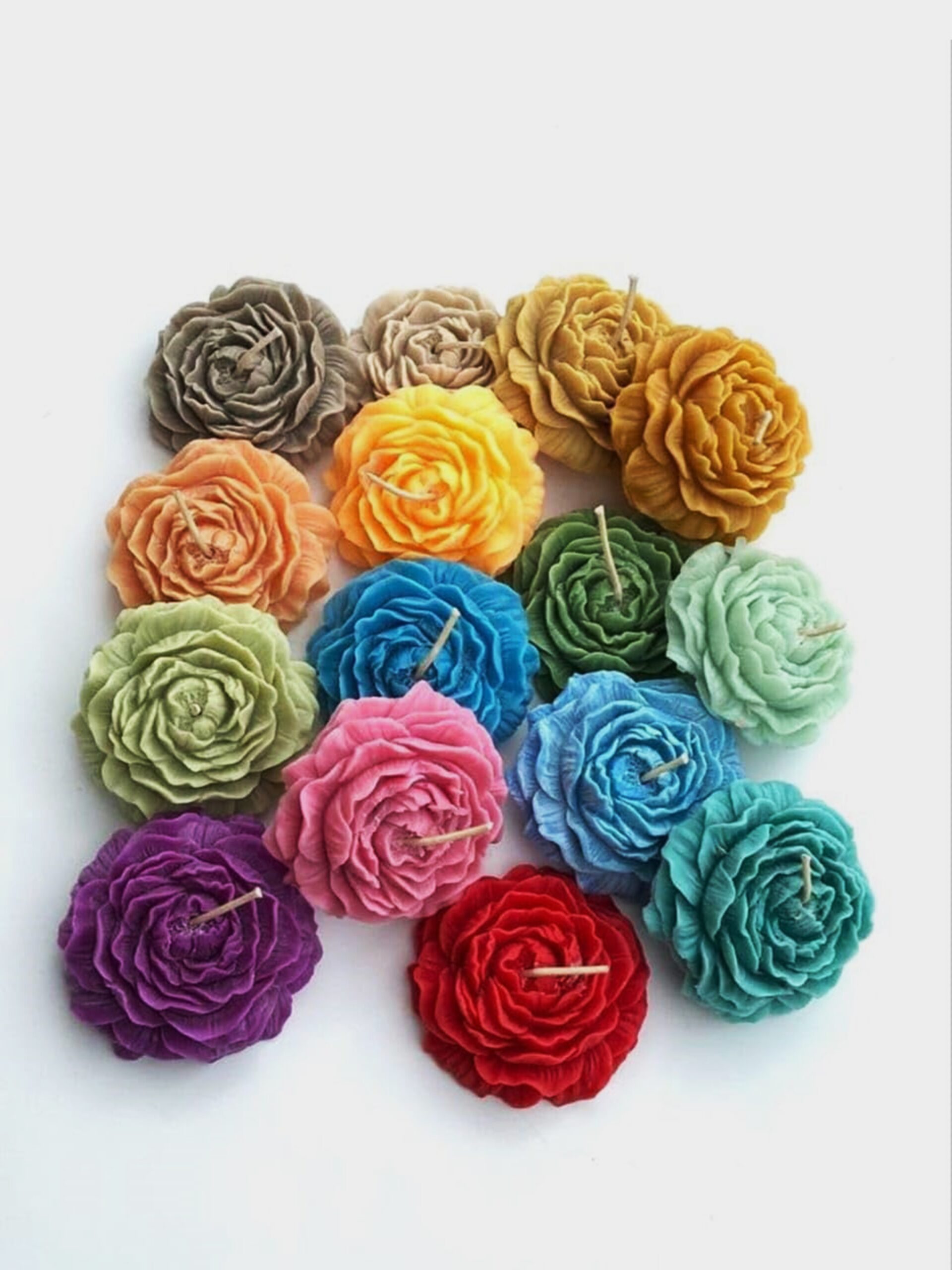 Slide8 1 scaled Peony Bloom shaped, scented soy wax candle - Pack of 2