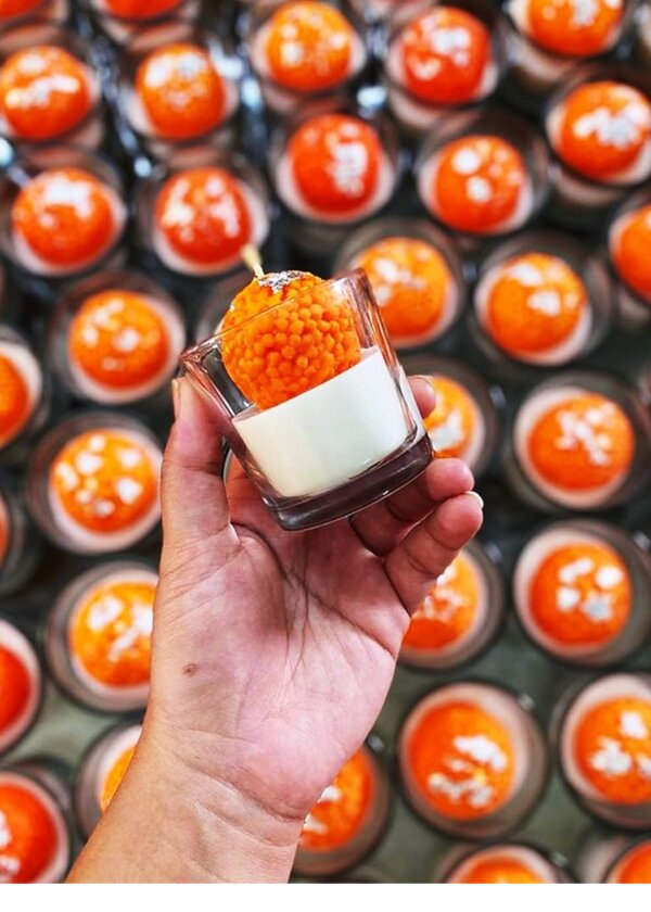 Ladoo Candles with glass - Set of 4