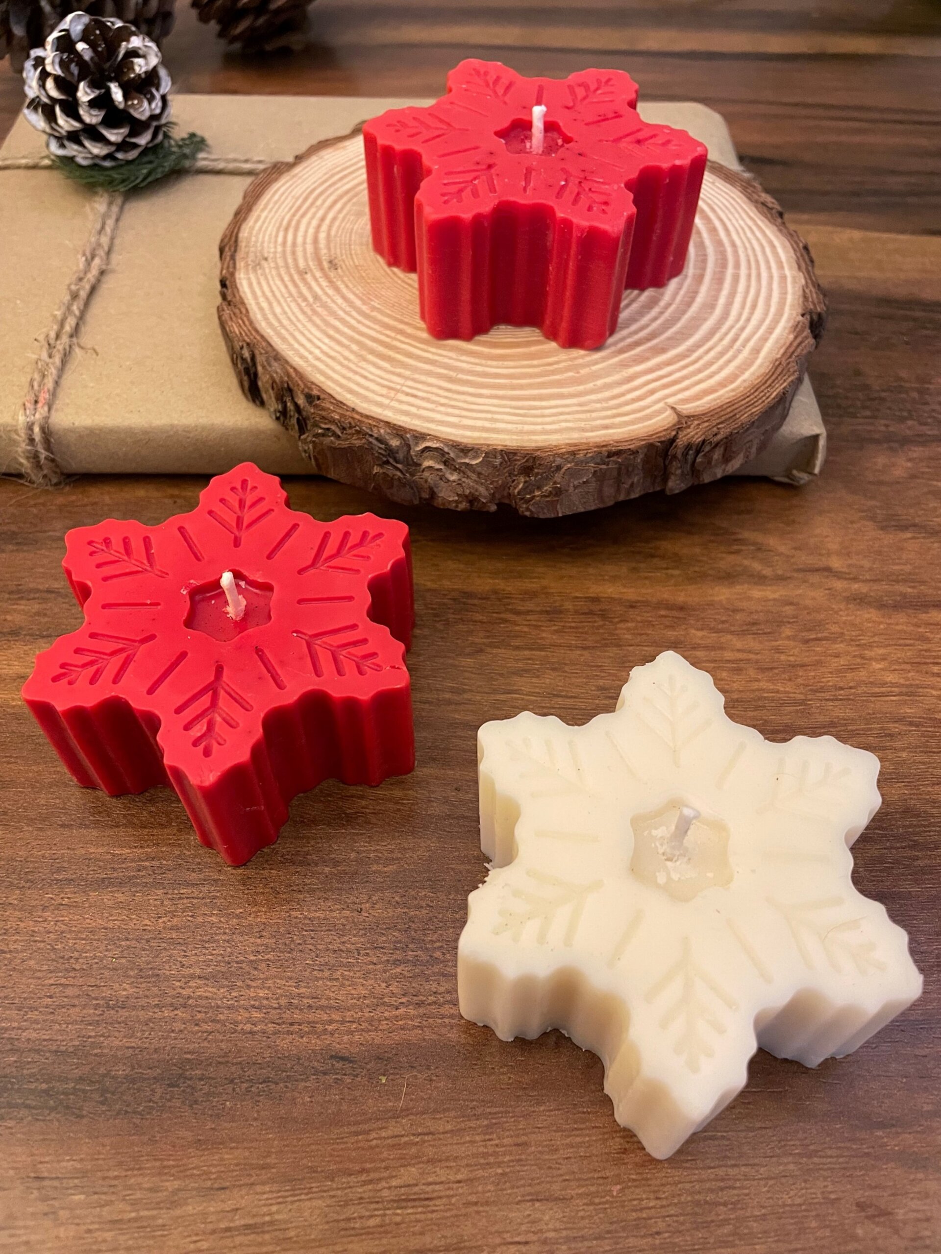 Special Candle 6 scaled Snow Flake shaped, scented soy wax candle - Pack of 2