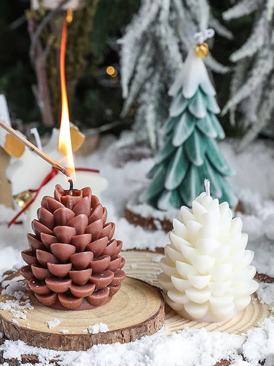 Pine Candle 2 Pine nut shaped, scented soy wax candle