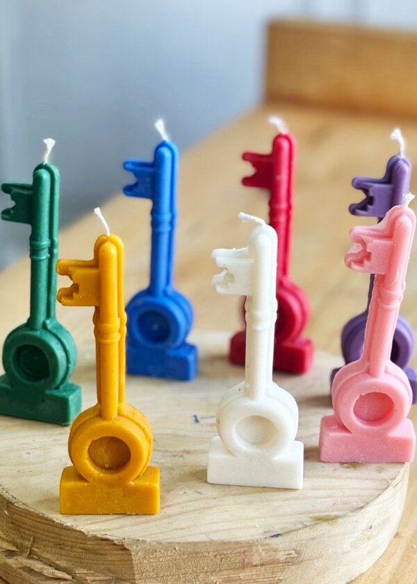 Key shaped, scented soy wax healing candle